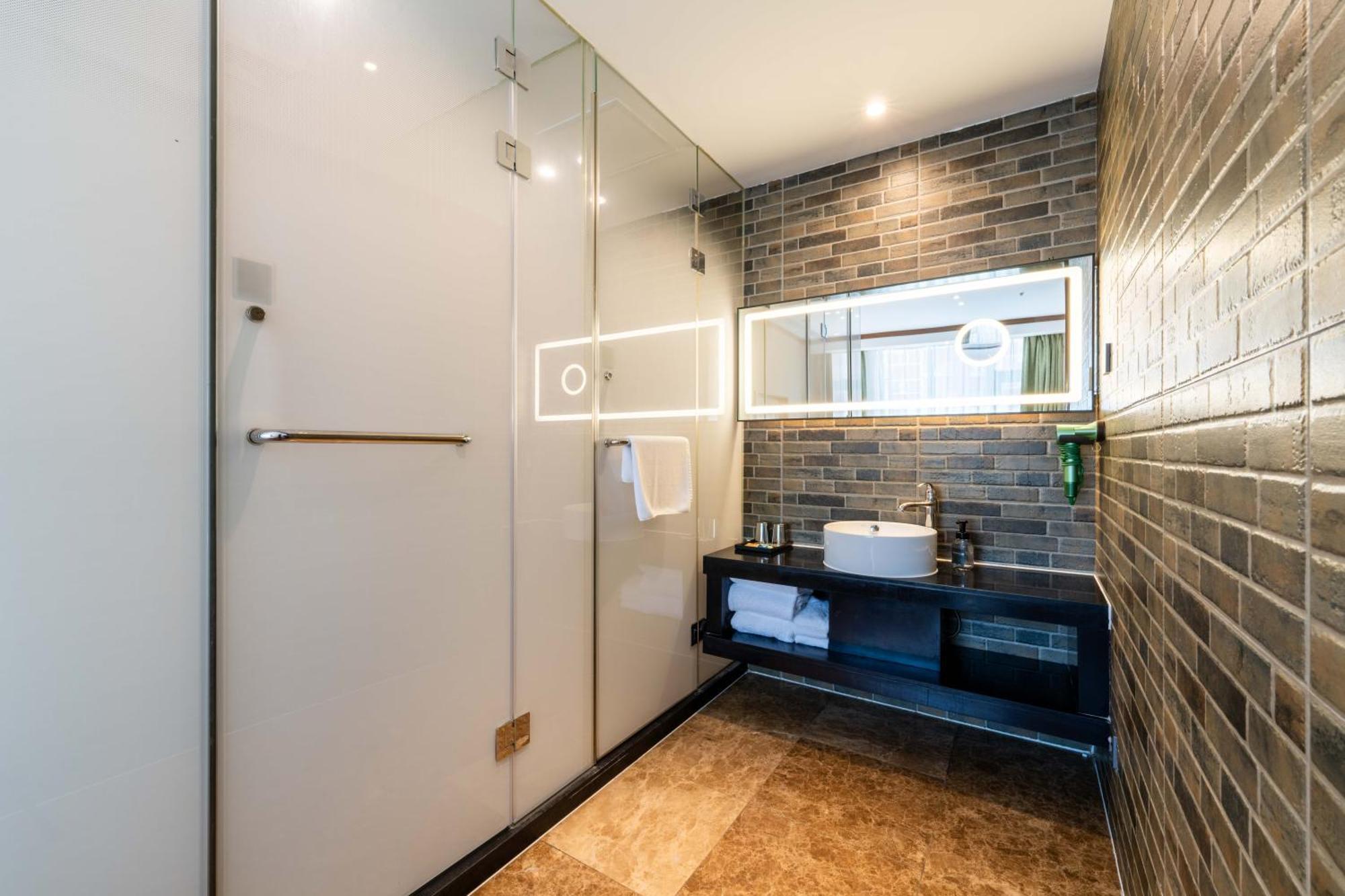 Nost Algia Hotel Near Beijing Panjiayuan Antique Market- Beijing Happy Valley, Cbd, China Zun And Sanlitun, Tian'Anmen Square, Free Ice Cream, Mineral Water, Coffee, Snacks And Laundry Service, Free Gymnastic, English Communication Well Екстер'єр фото