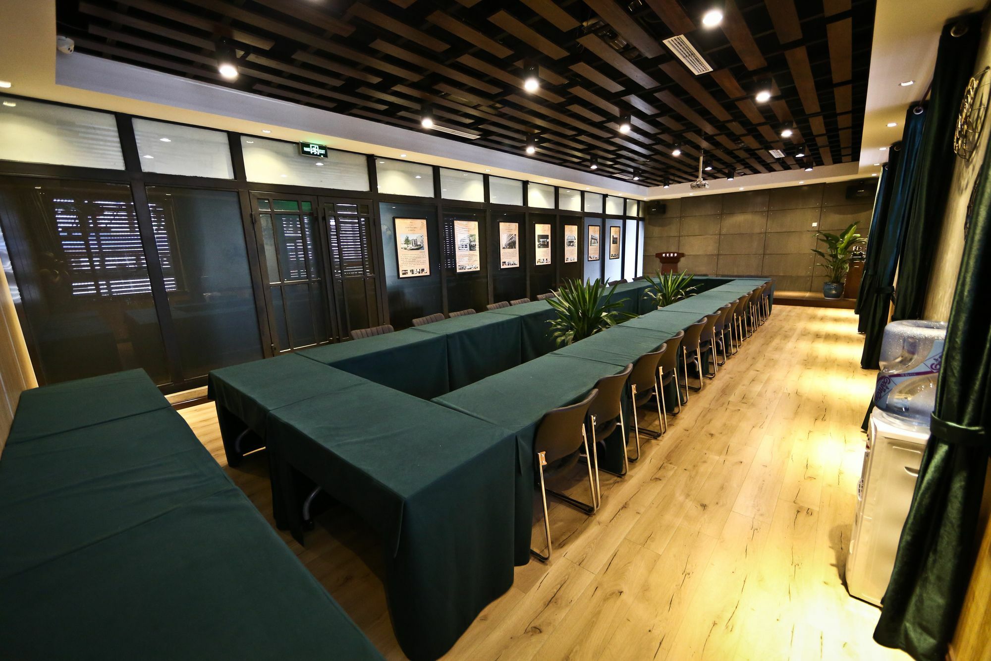 Nost Algia Hotel Near Beijing Panjiayuan Antique Market- Beijing Happy Valley, Cbd, China Zun And Sanlitun, Tian'Anmen Square, Free Ice Cream, Mineral Water, Coffee, Snacks And Laundry Service, Free Gymnastic, English Communication Well Екстер'єр фото