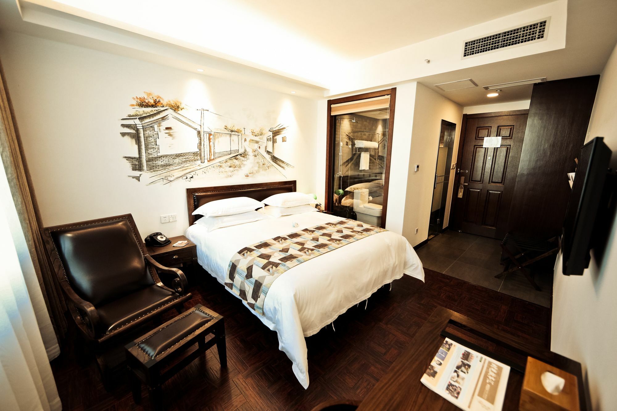 Nost Algia Hotel Near Beijing Panjiayuan Antique Market- Beijing Happy Valley, Cbd, China Zun And Sanlitun, Tian'Anmen Square, Free Ice Cream, Mineral Water, Coffee, Snacks And Laundry Service, Free Gymnastic, English Communication Well Екстер'єр фото